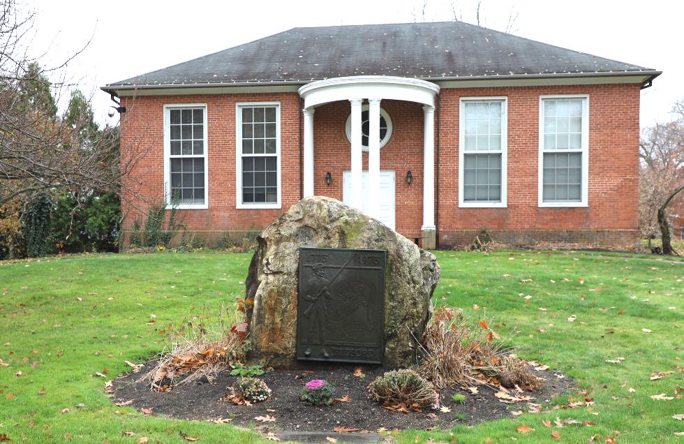 Bedford Massachusetts Revolutionary War Veterans Memorial