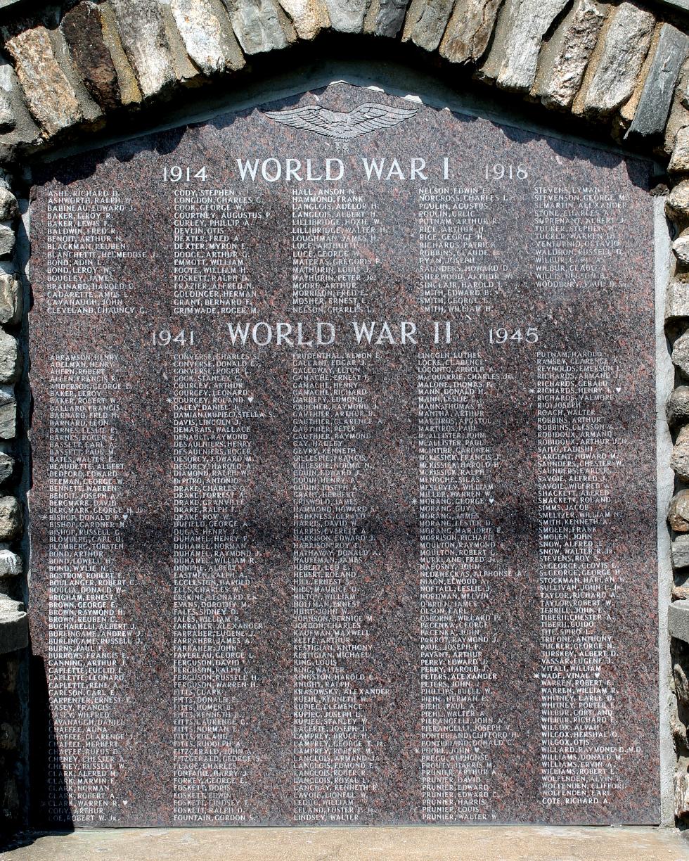 Charlton Massachusetts World War I & World War II Monument