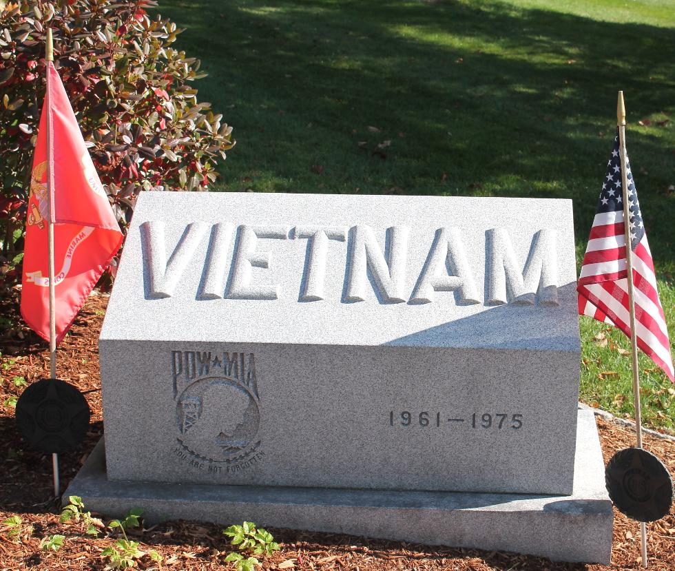 Dunstable Massachusetts Vietnam Waqr Veterans Memorial