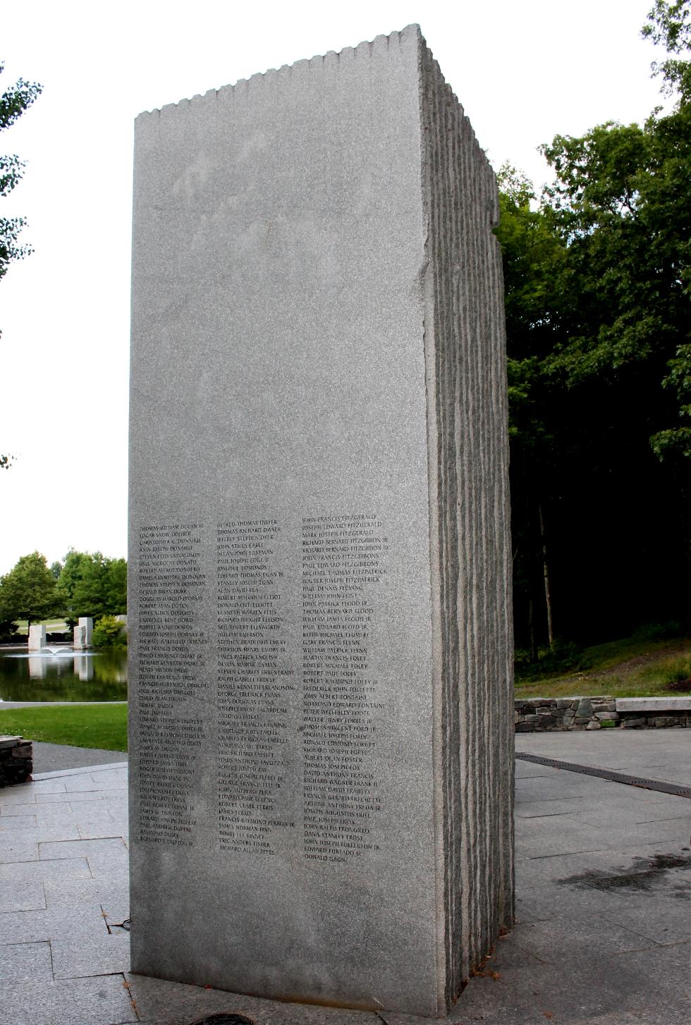 Massachusetts Vietnam Veterans Memorial - Veterans Names D-G