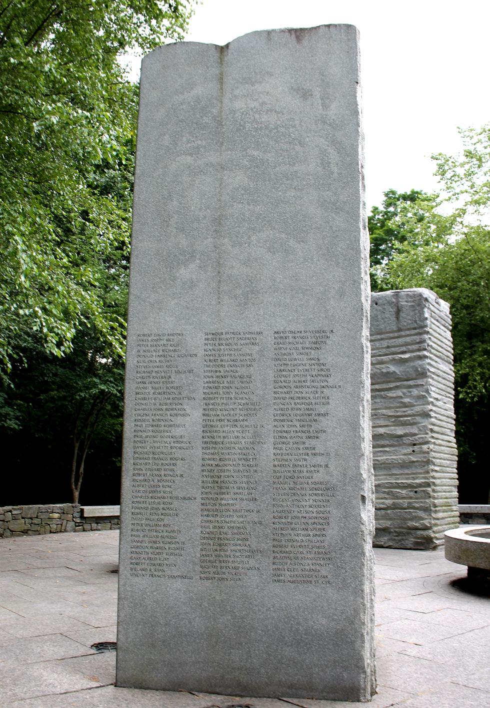 Massachusetts Vietnam Veterans Memorial - Veterans Names R-S