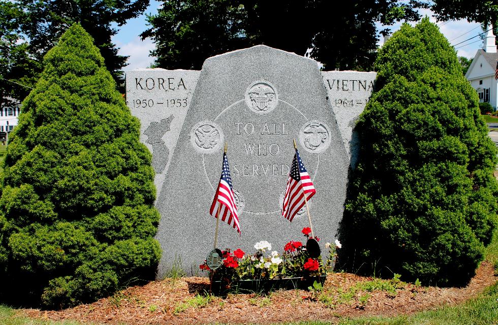 Paxton Massachusetts Korean and Vietnam War Memorial