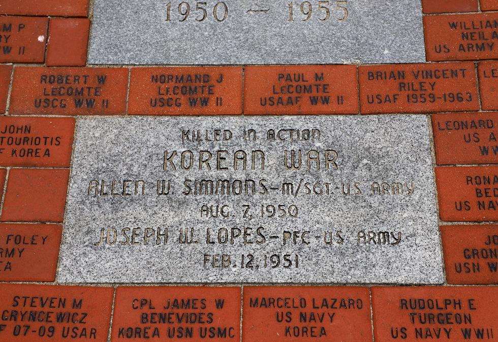 Somerset Massachusetts Veterans Memorial Walkway